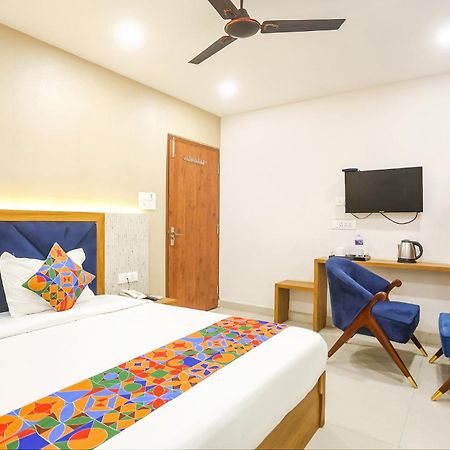 Fabhotel Hari Kunj 900 M From Kashi Vishwanath Temple Varanasi Exterior foto