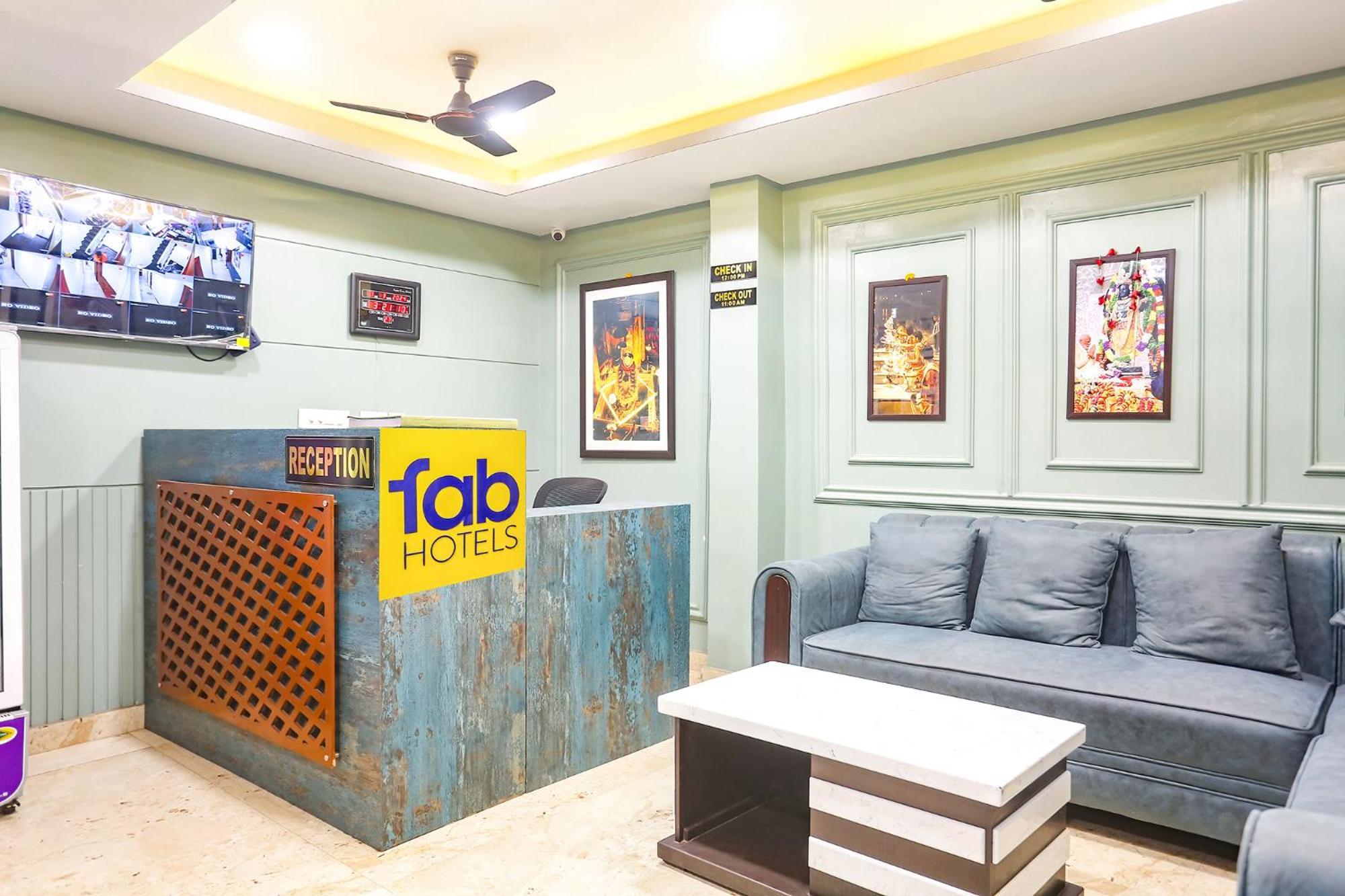 Fabhotel Hari Kunj 900 M From Kashi Vishwanath Temple Varanasi Exterior foto